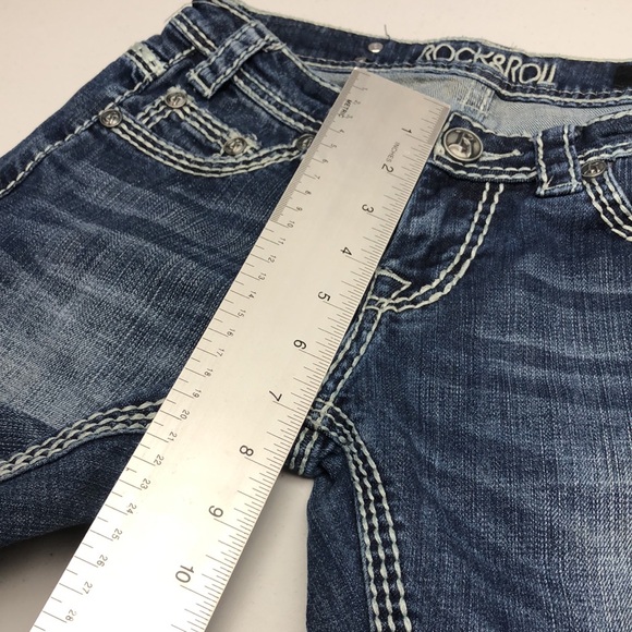 LIKE NEW ROCK & ROLL COWGIRL RIDING JEANS 26x34 ๐ - Picture 10 of 15